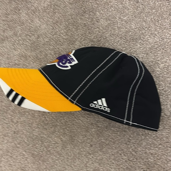 Los Angeles Lakers Black and Yellow Cap S/M - Picture 11 of 12